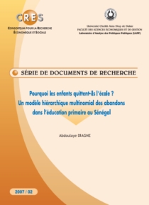 Pourquoi les enfants quittent-ils l'école?Un modèle hiérarchique multinominal des abandons